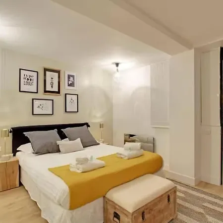 Sublime - Halles Ii דירה